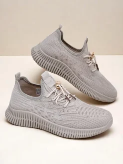 Aurelia Beige Royalfashion – Beżowe tenisówki damskie tkanina sznurowane