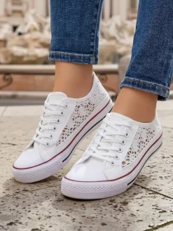 Aurelia Bianco - Ażurowe białe trampki Royalfashion z tkaniny, rozmiar 40