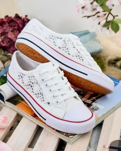 Aurelia Bianco - Ażurowe białe trampki Royalfashion z tkaniny, rozmiar 40