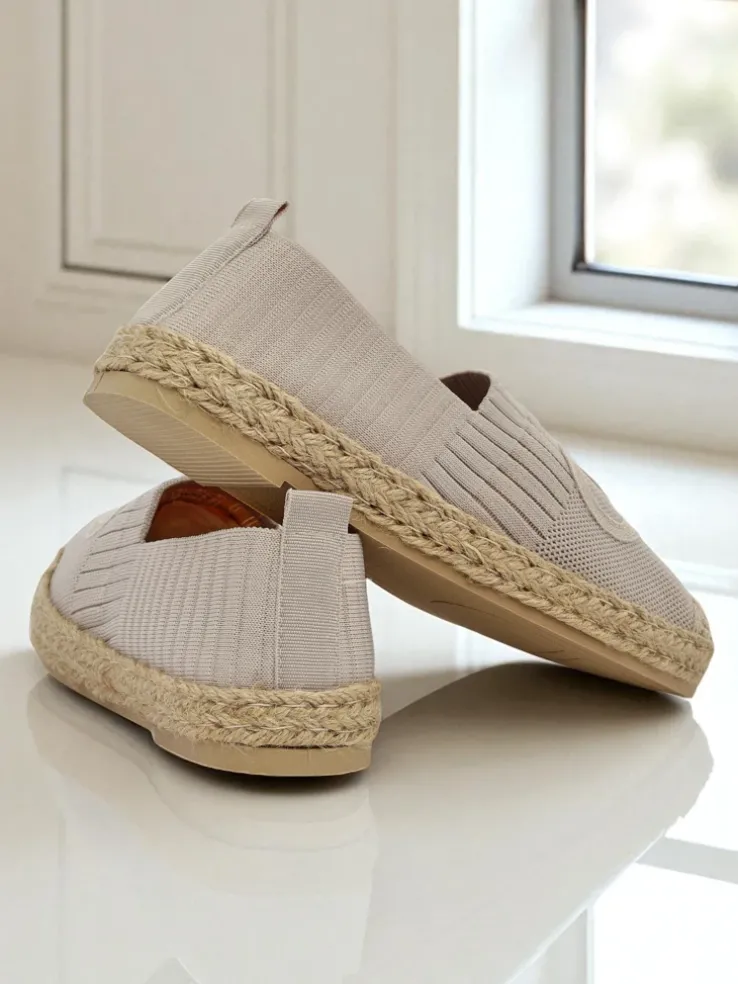 Aurelia Espadryle Royalfashion Beżowe – Płaskie wsuwane buty damskie