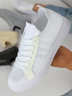 Aurelio Białe Sneakersy Tekstylne z Eko Skóry na Płaskiej Platformie 2,5 cm