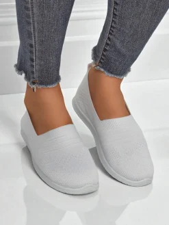 Białe damskie baleriny Ariadne z tkaniny oddychającej na płaskiej podeszwie