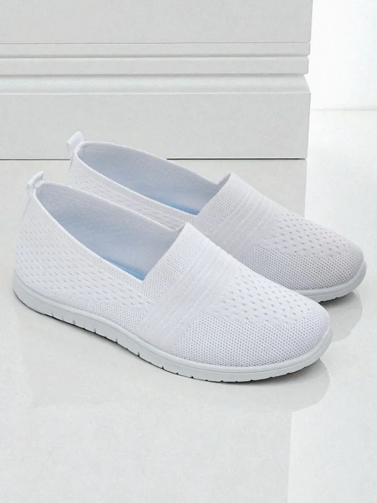 Białe damskie baleriny Ariadne z tkaniny oddychającej na płaskiej podeszwie