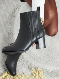 Botki damskie eko skórzane na słupku Nerelle