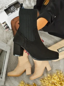 Botki damskie eko zamszowe na słupku ze wstawką a'la skarpeta LumenThorn