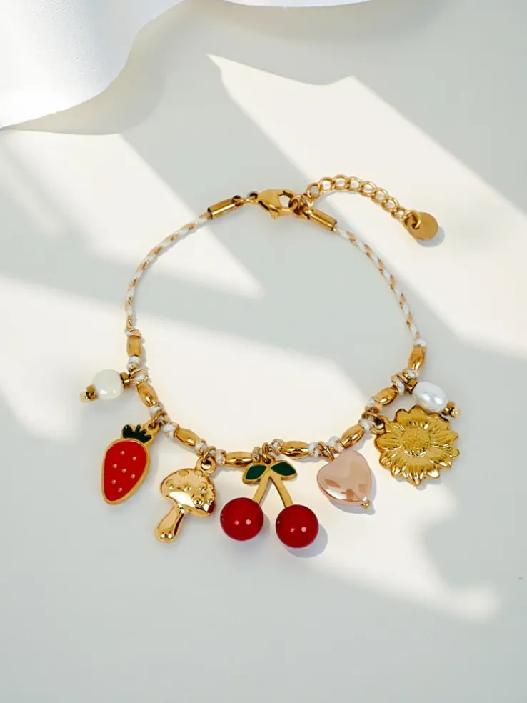 Bransoletka Ariadna Cherry– kolorowe charmsy i złociste detale