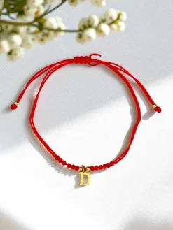 Bransoletka damska z literką "D"