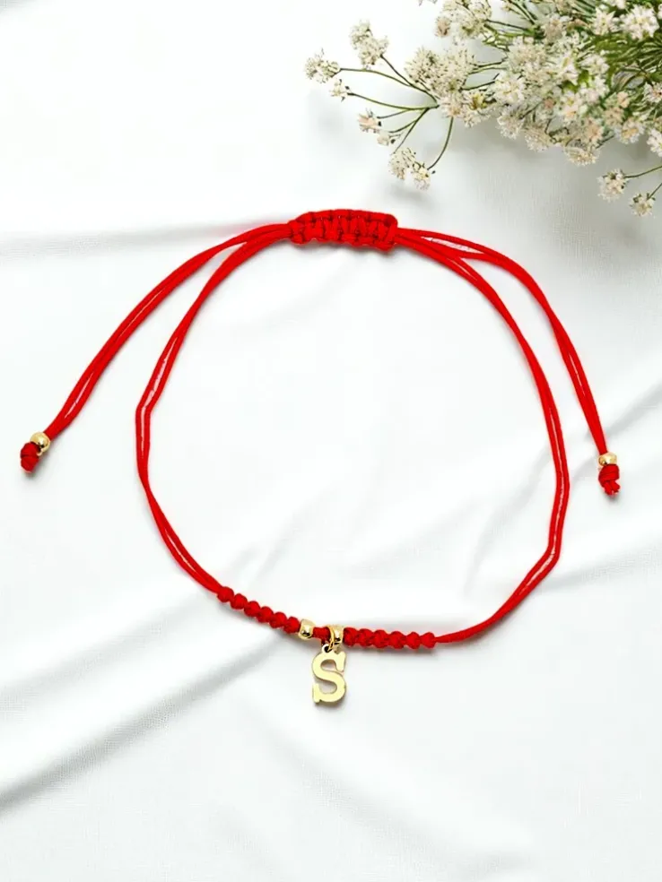 Bransoletka damska z literką "S"