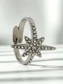 Bransoletka obręcz Dolce Vita z ozdobnymi charmsami