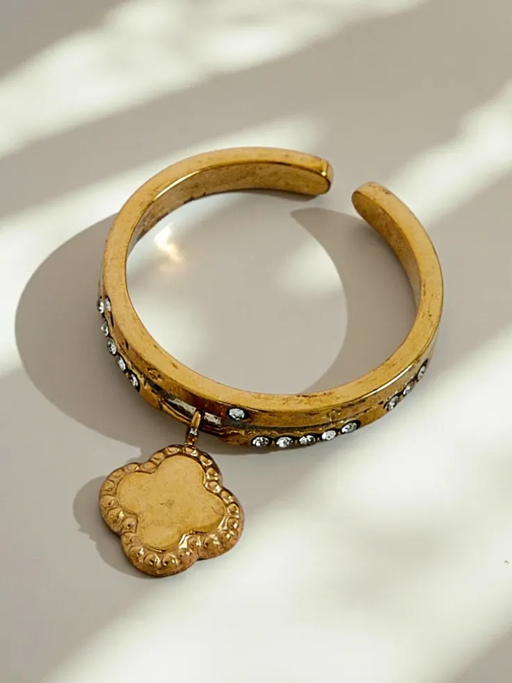 Bransoletka obręcz Dolce Vita z ozdobnymi charmsami