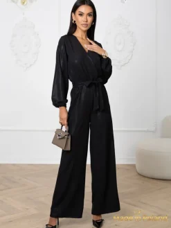 Błyszczący kombinezon damski z kopertowym dekoltem Milla