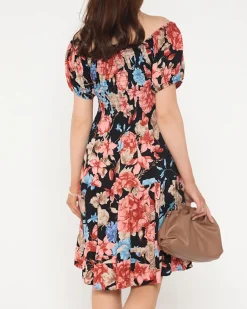 Czarna damska sukienka mini w kwiaty - Odzież