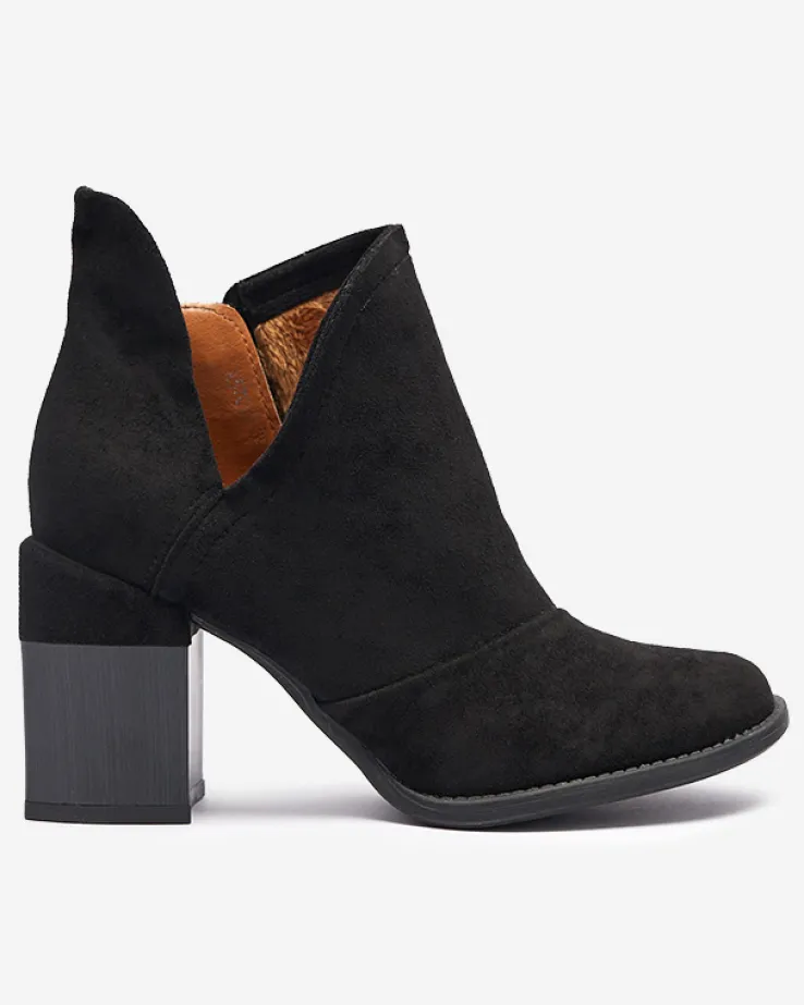 Damskie botki na słupku z wycięciami w kolorze czarnym Encura- Obuwie