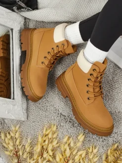 Damskie botki trapery Avienne