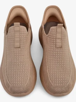 Damskie buty slip on Selene Beżowe – wygodne sneakersy na płaskim obcasie
