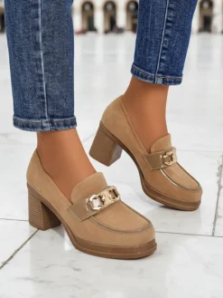 Damskie Loafers Perseida – jasnobrązowe zamszowe na słupku eleganckie