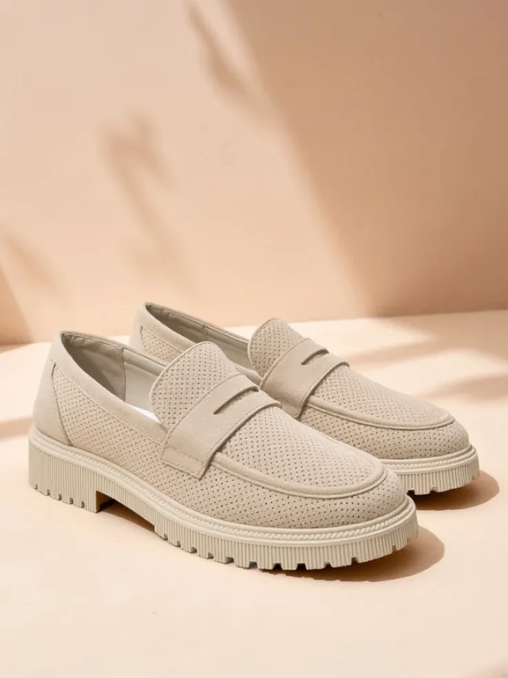 Damskie loafersy Callista beżowe, skóra ekologiczna, płaski obcas 4 cm