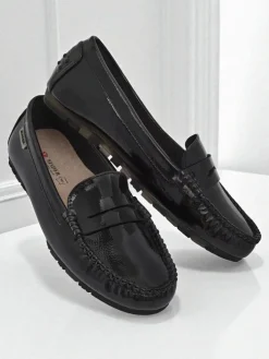 Damskie Mokasyny Cyra Nero z ekoskóry lakierowanej, klasyczny styl włoski