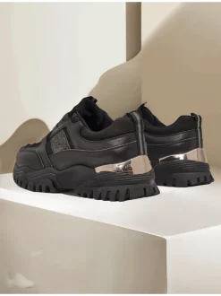 Damskie sneakersy Arete Nero na płaskim spodzie ze skóry ekologicznej
