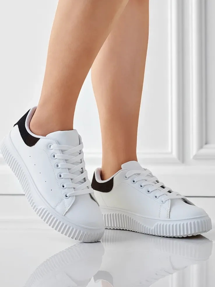 Damskie sneakersy Callista na platformie ze skóry ekologicznej białe-czarne
