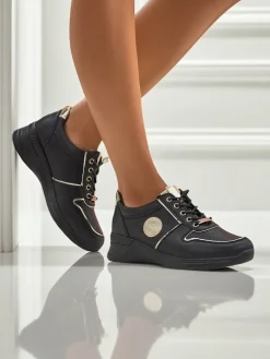 Damskie sneakersy koturny Callista Nero skóra ekologiczna czarne