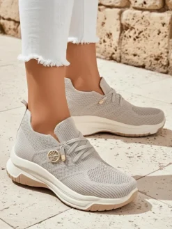 Damskie sneakersy Royalfashion Selene – wygodne białe buty na płaskiej podeszwie