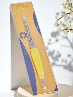 Dziurkowany pilnik do paznokci z radełkiem