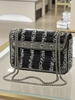 Kopertowa torebka damska z cyrkoniami Zyora