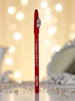 Kredka do ust z temperówką w kolorze Stunna Red