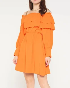 Krótka pomarańczowa damska sukienka z falbanami- Odzież