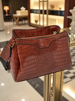 Lakierowana mała damska torebka z eko skóry Midnight Fern