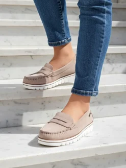 Luna Elegancja beżowych mokasynów z ekoskóry