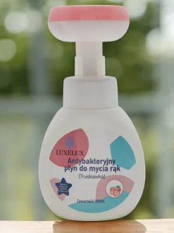 Luxelux Antybakteryjny płyn do mycia rąk truskawkowy 300 ml