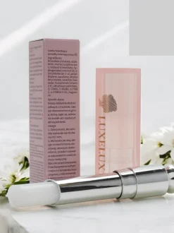 Luxelux Matte Nawilżająca pomadka zmieniająca kolor White 01 4g