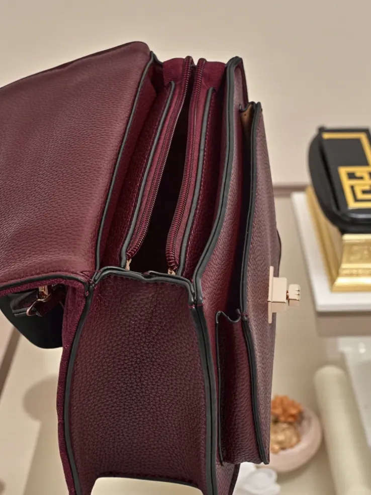 Mała damska torebka z eko skóry Esmira