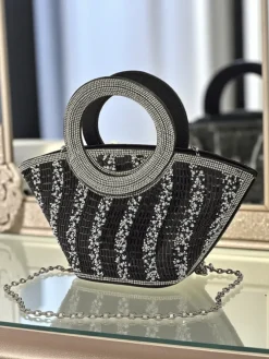 Mała torebka damska z cyrkoniami Sparkle Queen