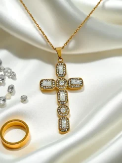 Naszyjnik z krzyżem Ceremi Athe