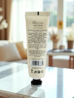 Perfumowany krem do rąk nawilżający