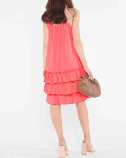 Różowa neonowa damska sukienka na ramiączkach z falbankami - Odzież