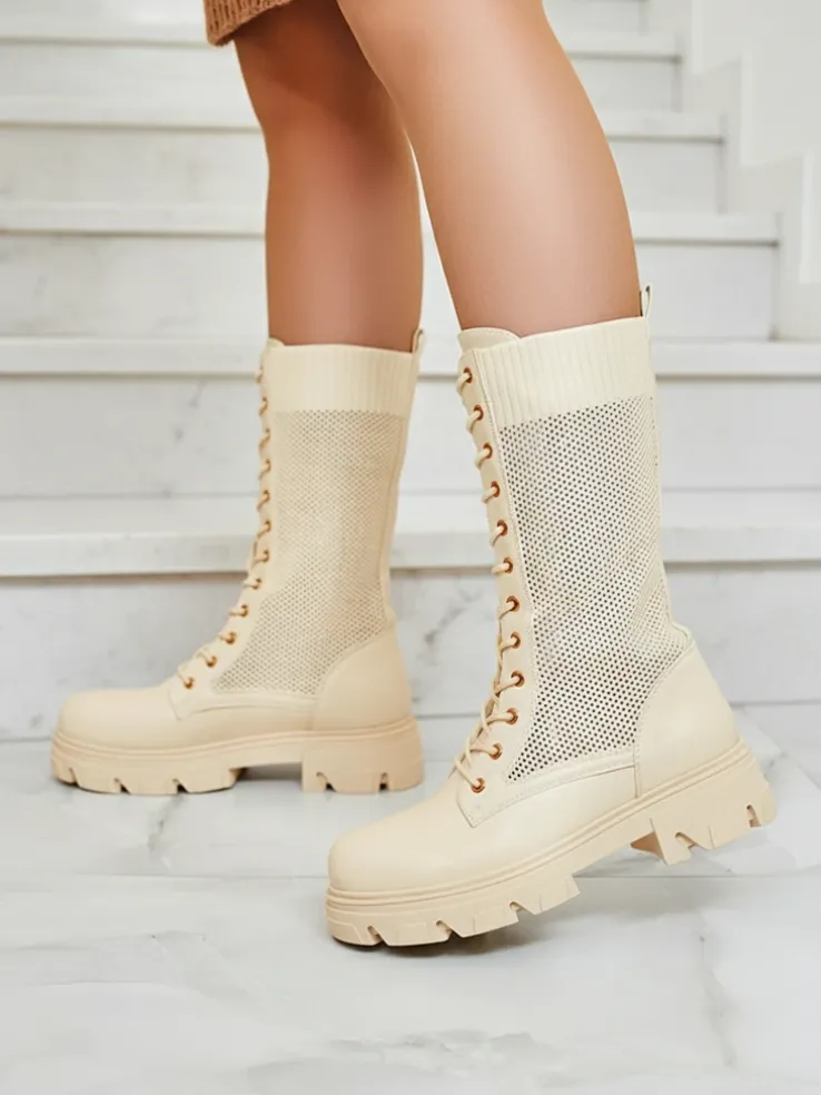 Royalfashion Ażurowe kremowe damskie botki sznurowane Buhomias