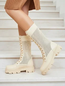 Royalfashion Ażurowe kremowe damskie botki sznurowane Buhomias