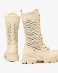 Royalfashion Ażurowe kremowe damskie botki sznurowane Buhomias