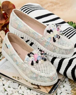 Royalfashion Ażurowe mokasyny damskie z koralikami Nasfali