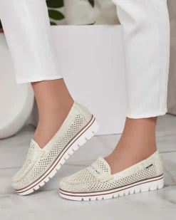 Royalfashion Ażurowe mokasyny damskie Leteller