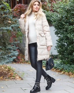 Royalfashion Beżowa damska długa kurtka zimowa z syntetycznym ociepleniem