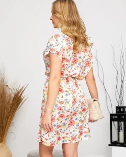 Royalfashion Beżowa damska prosta sukienka z kwiatowym wzorem