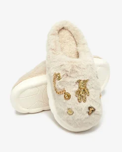 Royalfashion Beżowe damskie futrzane kapcie z ozdobami Erserra