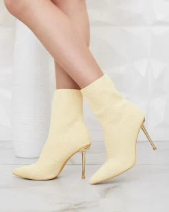 Royalfashion Beżowe damskie tkaninowe botki Mofissi