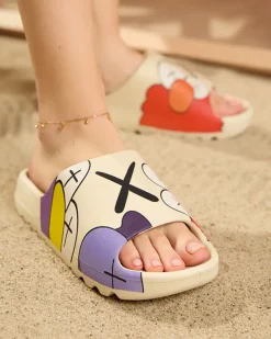 Royalfashion Beżowe damskie klapki Elmino