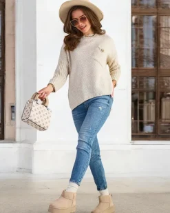 Royalfashion Beżowy damski sweter